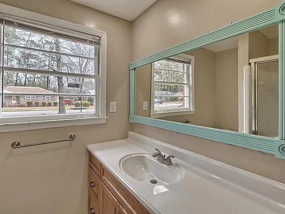 Bathroom - 709 Planters Dr