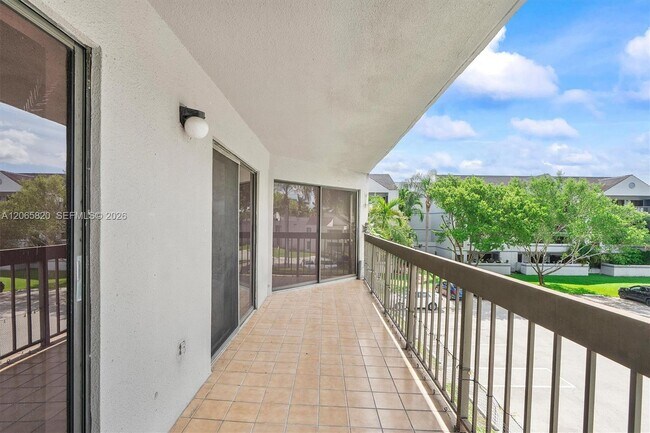 Building Photo - 13255 SW 88th Ln
