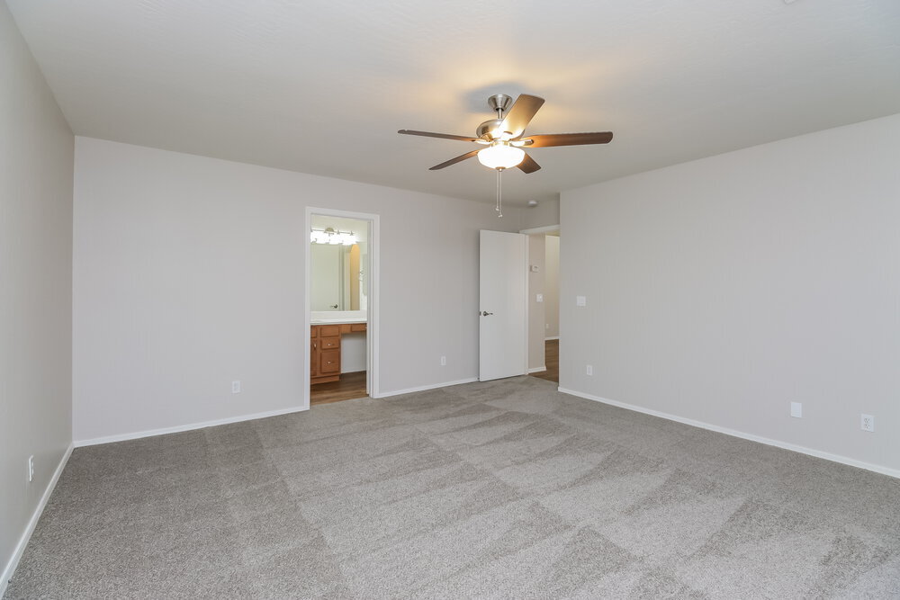 Building Photo - 4966 E Magnus Dr