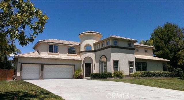 Building Photo - 43 Valencia Ln