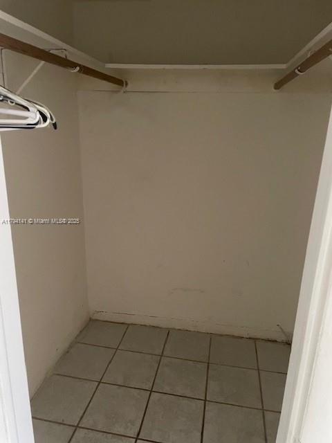 Building Photo - 1330 W 54th St