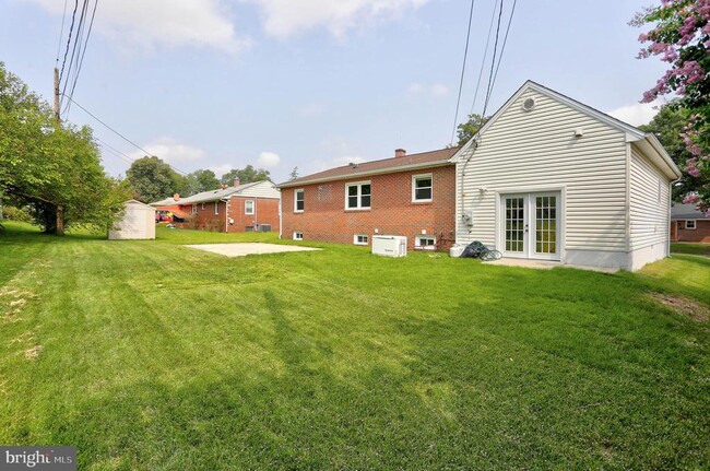 Building Photo - 513 Oak Grove Rd