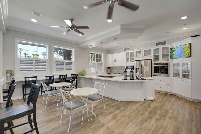 Building Photo - 15723 Parkhouse Dr