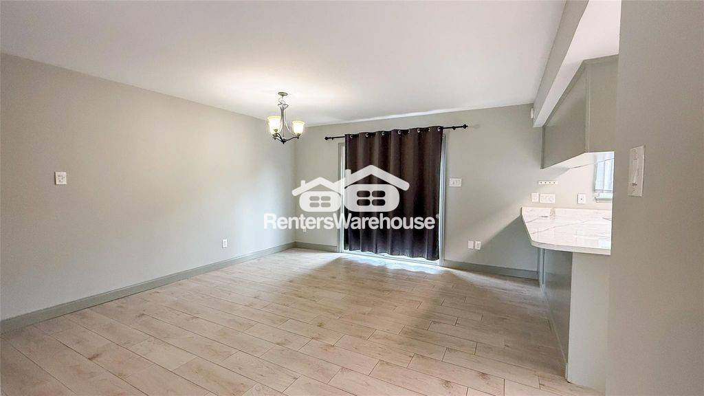 Building Photo - 2226 Triway Ln