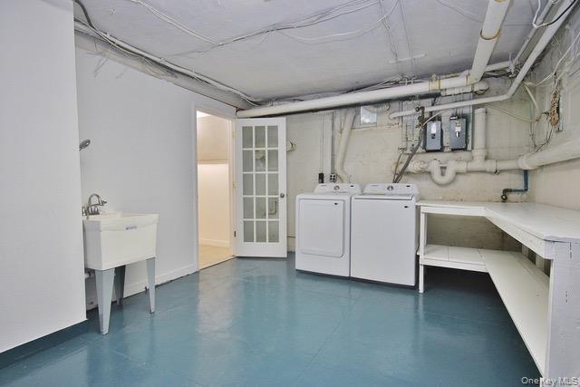 Building Photo - 16 Upland Ln