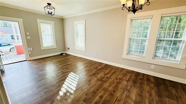 Building Photo - 1210 E 33rd Ave