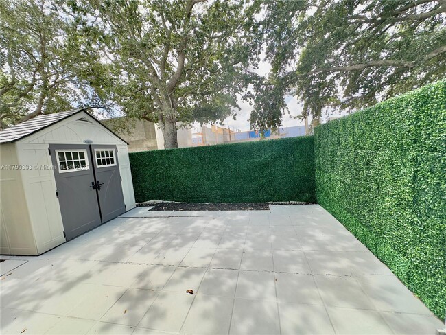 Building Photo - 5225 NW 112th Ave