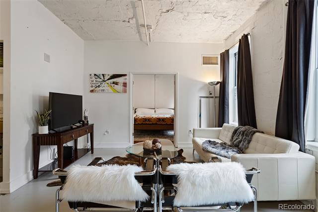 Building Photo - 444 17th St