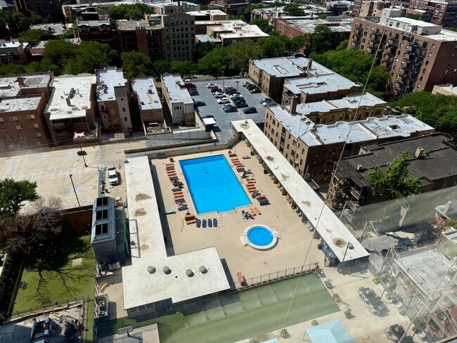 Building Photo - 655 W Irving Park Rd