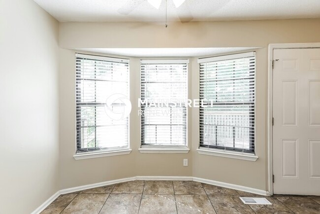 Building Photo - 3 Bedroom Pet-Friendly Home in Pinson, AL ...