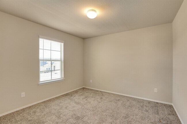 Building Photo - 13845 Rock Island Trl