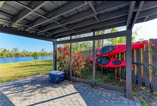 Building Photo - 9675 SW Anchor