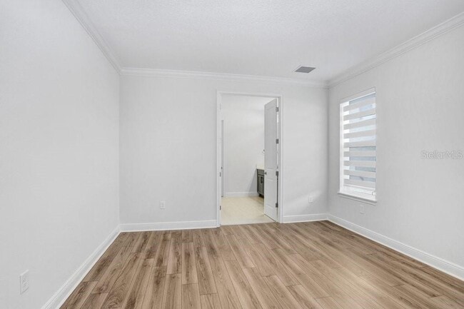 Building Photo - 28793 Sweet Persimmon Dr