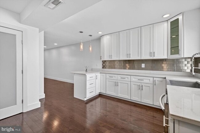 Building Photo - 2218 16th St NE