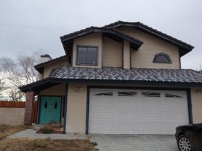 Building Photo - 21235 Windsong St