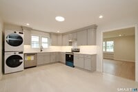 Building Photo - 306 Courtland Ave