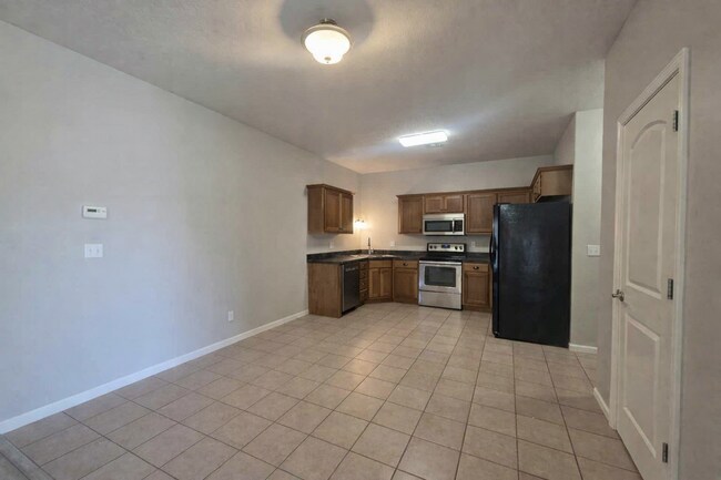 Building Photo - 410 Michael's Ct