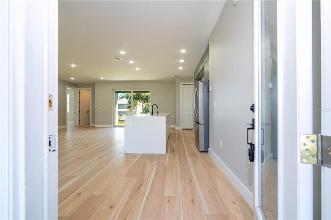 Building Photo - 70 McDill Dr