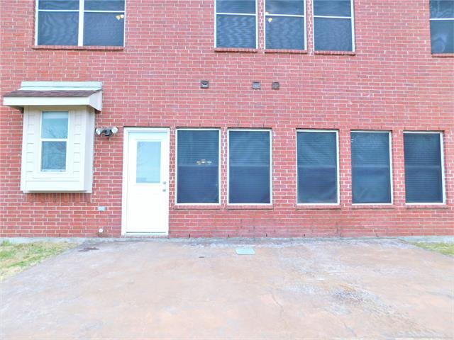 Building Photo - 6056 Brookside Dr