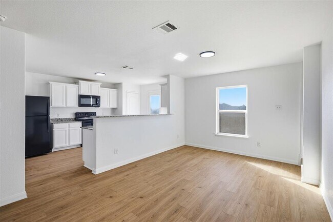 Building Photo - 1013 Woodward Ct