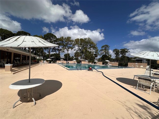 Building Photo - 6010 Scotchwood Glen