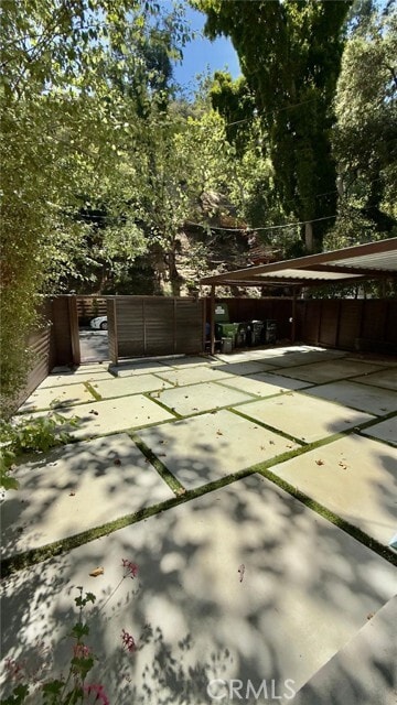 Building Photo - 1216 N Beverly Glen Blvd