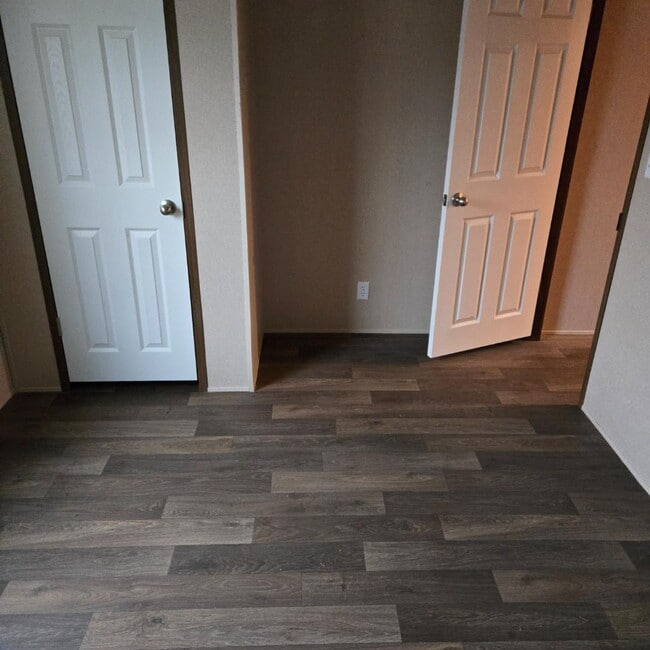 Building Photo - 121 Fountianvue drive LaFontiane indiana 46940