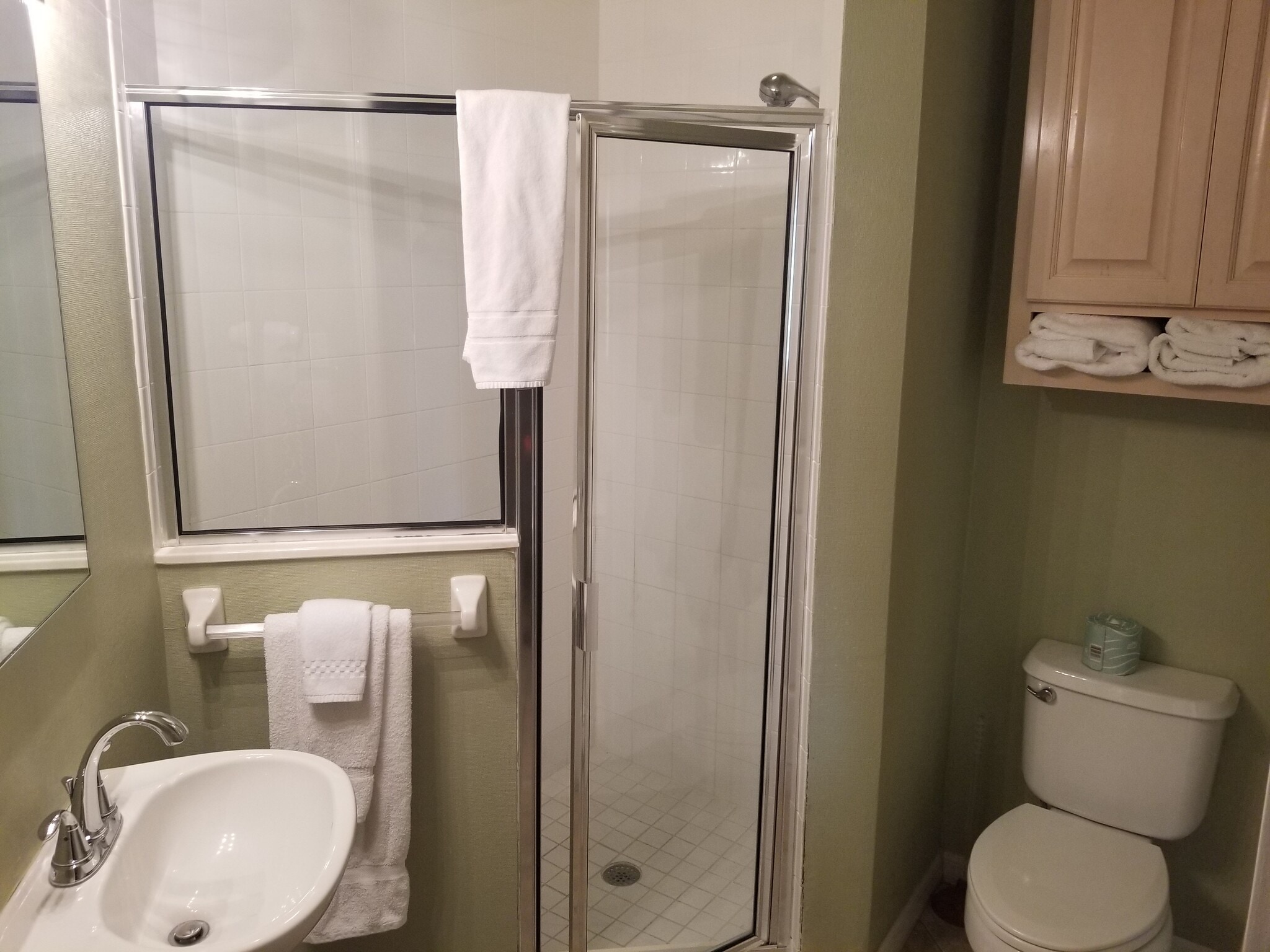 Building Photo - 9835 Perfect Dr