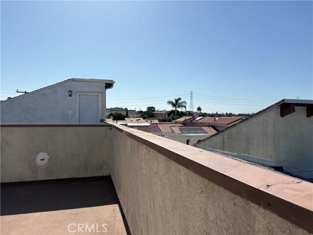 Building Photo - 2706 Voorhees Ave