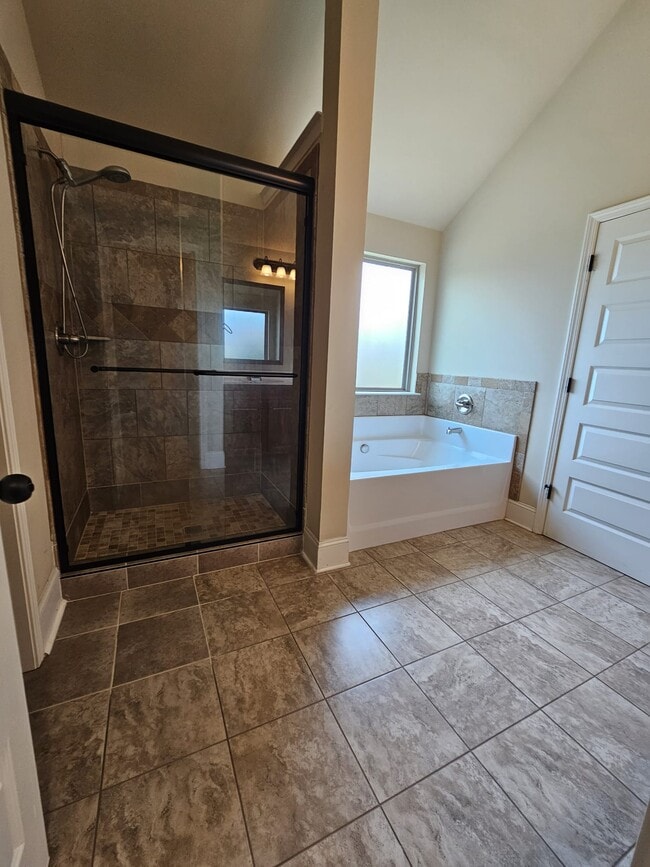 Building Photo - 416 Sunnybrook Ln