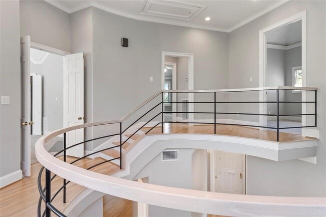 Building Photo - 3106 Sackett St