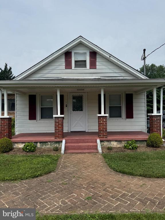 Building Photo - 8474 Leishear Rd