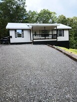 Building Photo - 455 Highland Dr