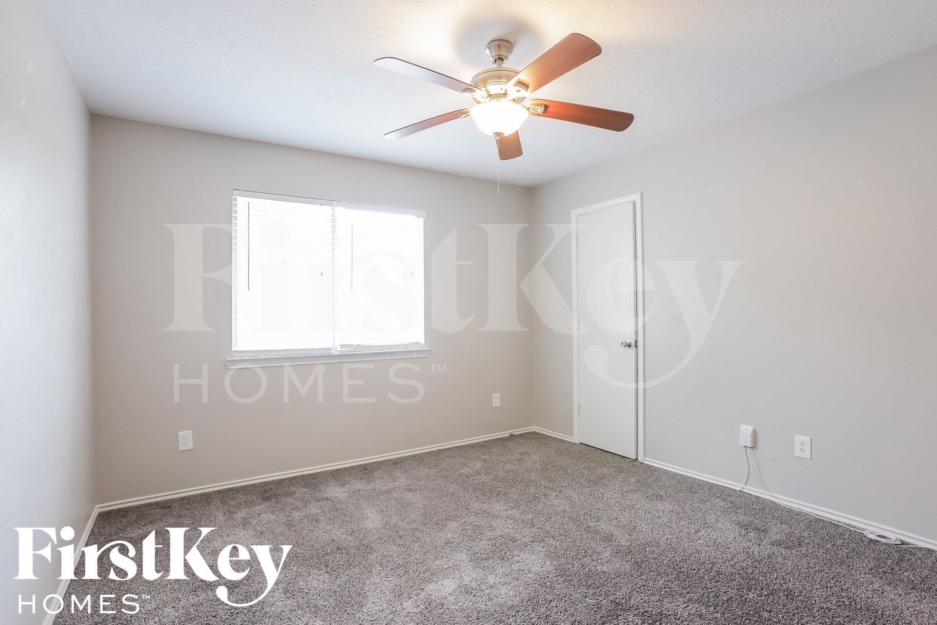 Building Photo - 2911 Cypress Island Dr