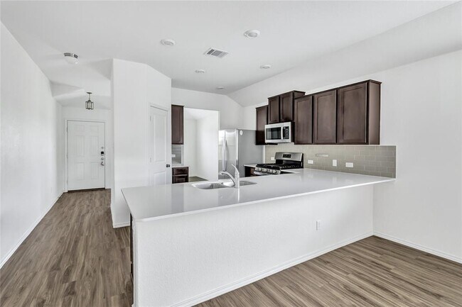 Building Photo - 21316 Quick Fox Dr