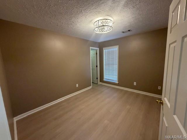 Building Photo - 1946 Chancellor Ridge Rd