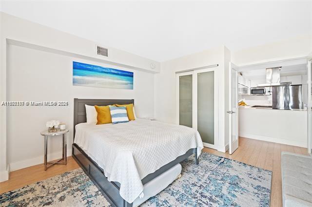 Building Photo - 100 Bayview Dr