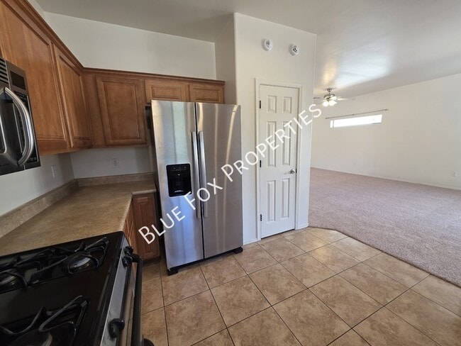 Building Photo - 3508 W Lost Village Ln