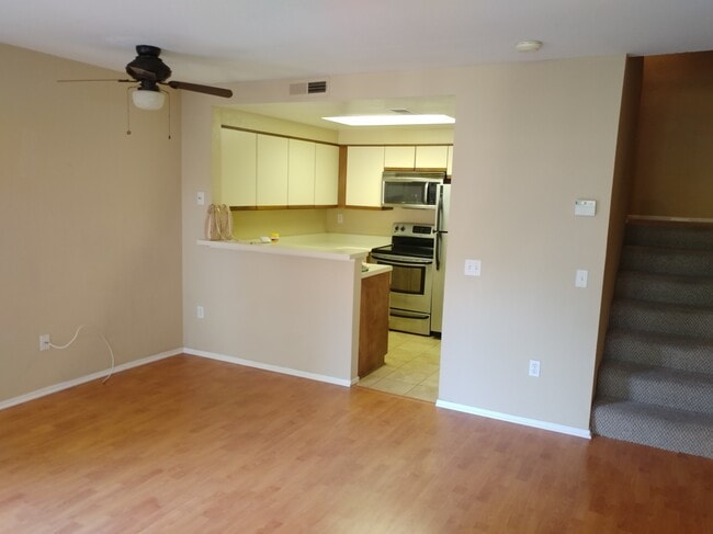 Building Photo - 3927 Nobel Dr