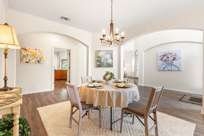 Building Photo - Corner Lot Beauty in Stone Oak Area