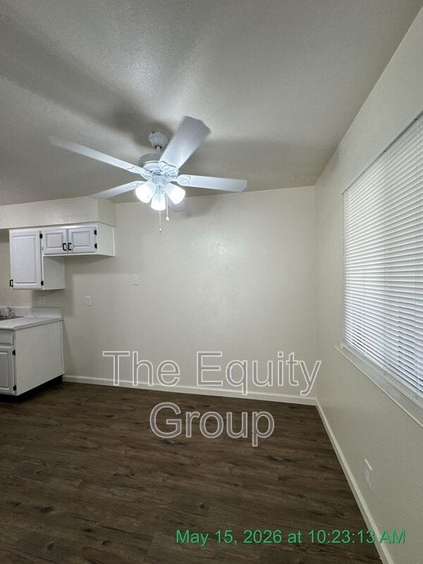 Building Photo - 1426 W Elowin Ave