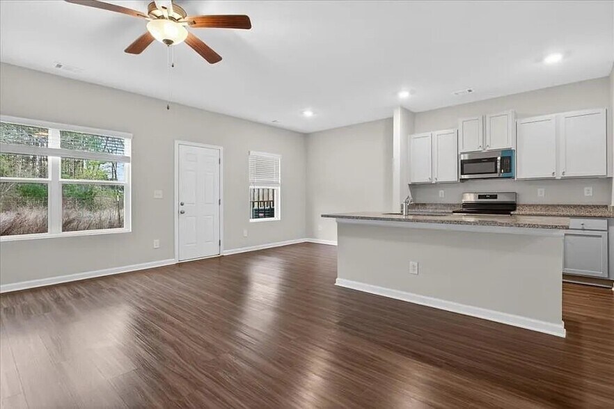 Building Photo - 109 Brexley Dr