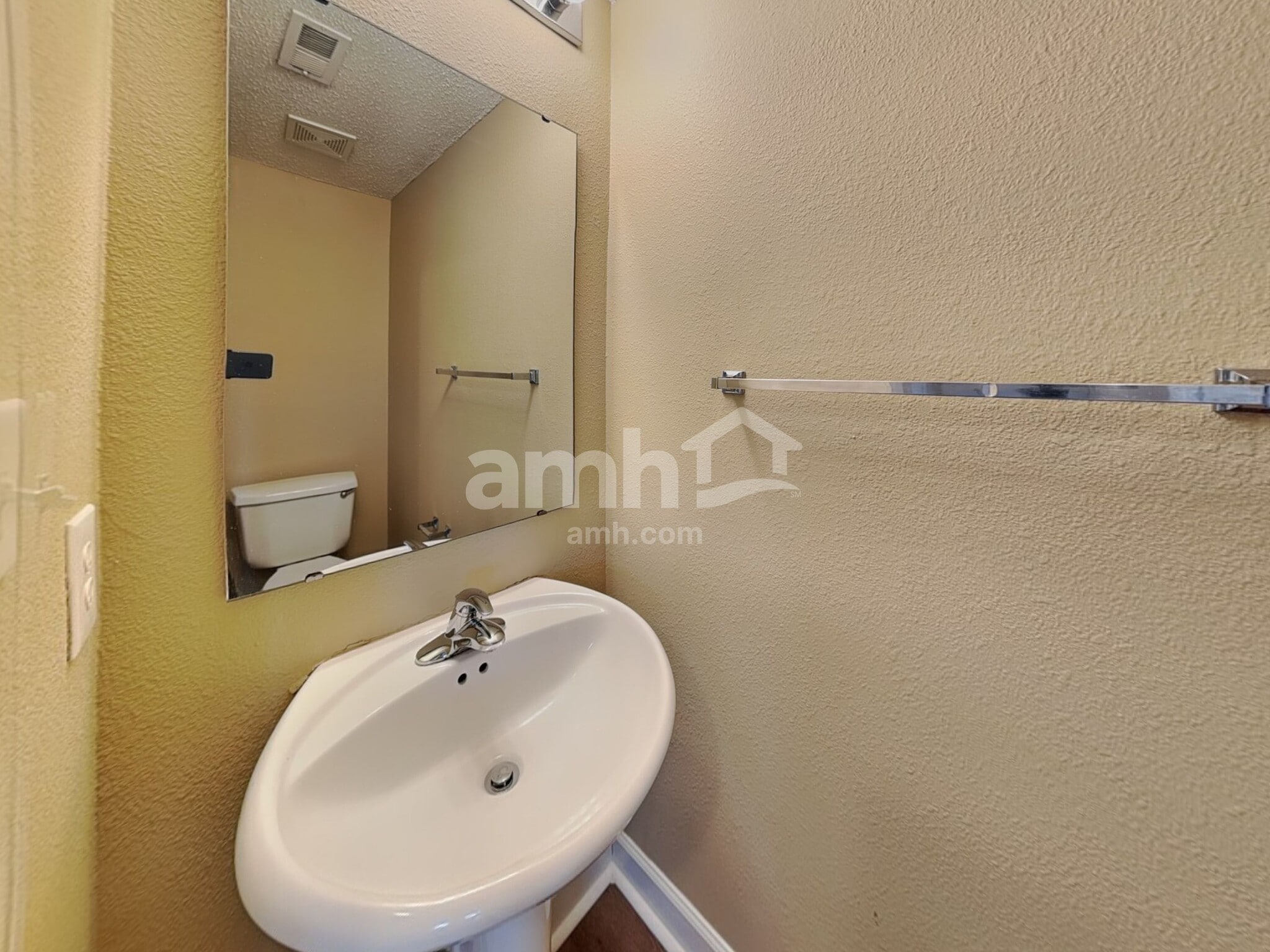 Building Photo - 5896 Monticello Square Ln