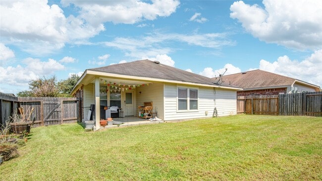 Building Photo - 17231 Hollow Sands Ct