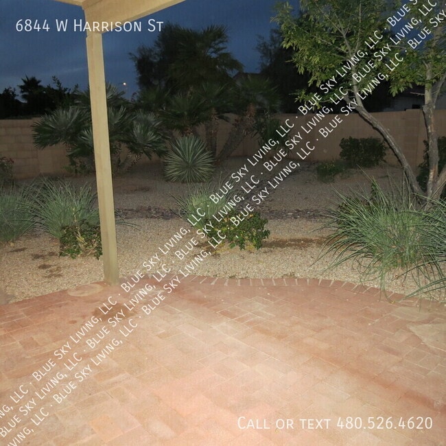 Building Photo - 6844 W Harrison St