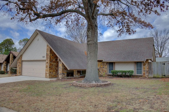 Building Photo - 3-Bed, 2-Bath in BA!