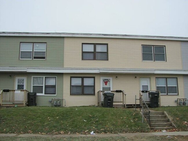 Building Photo - 1235 W Mullan Ave