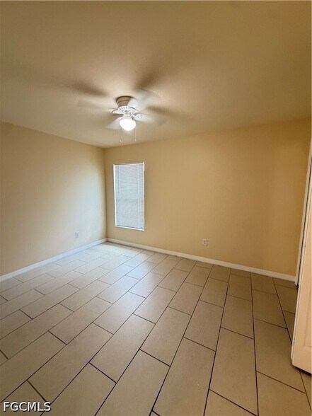 Building Photo - 1622 SW 33rd St