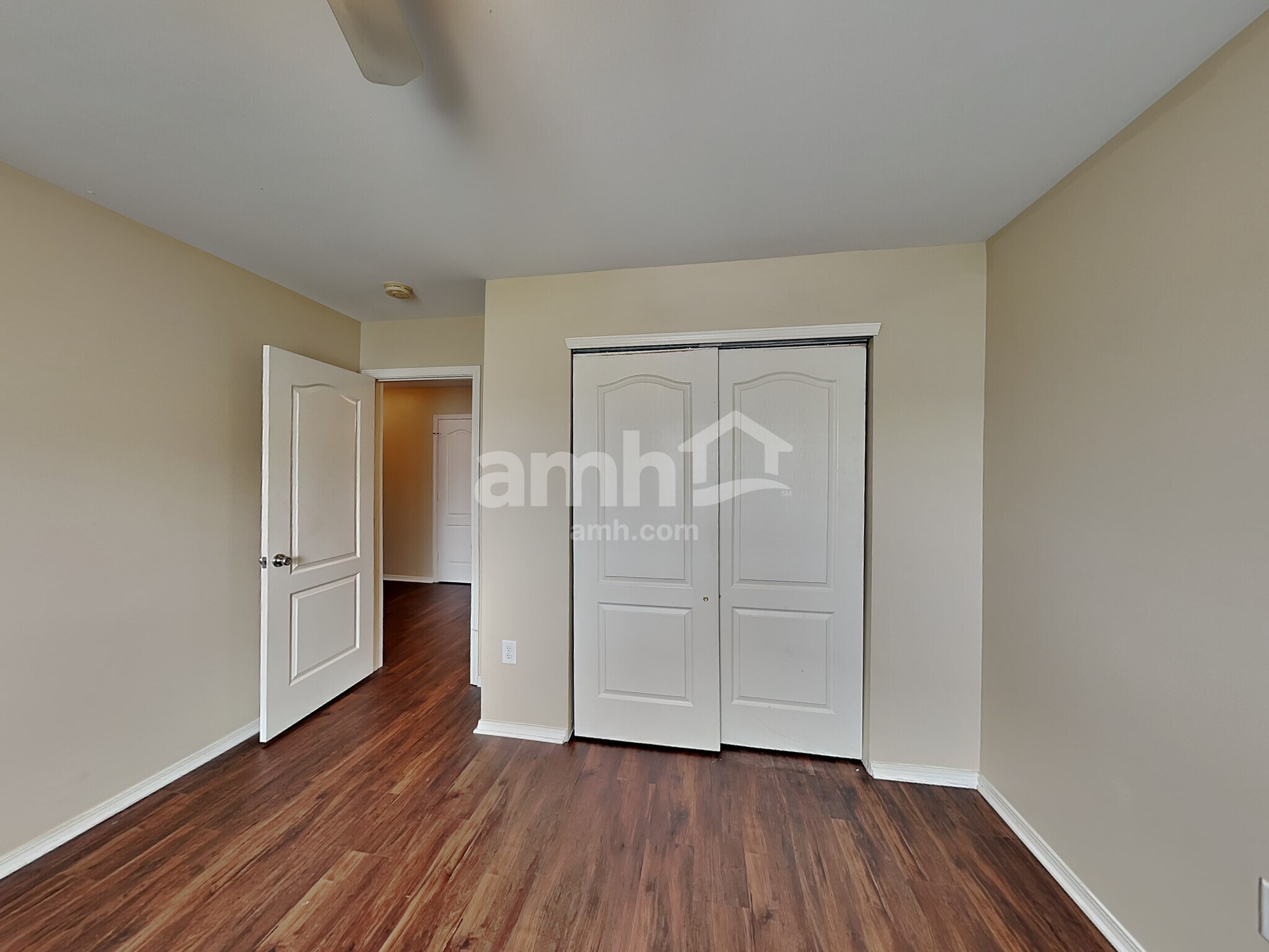Building Photo - 427 Bougainvillea Ct