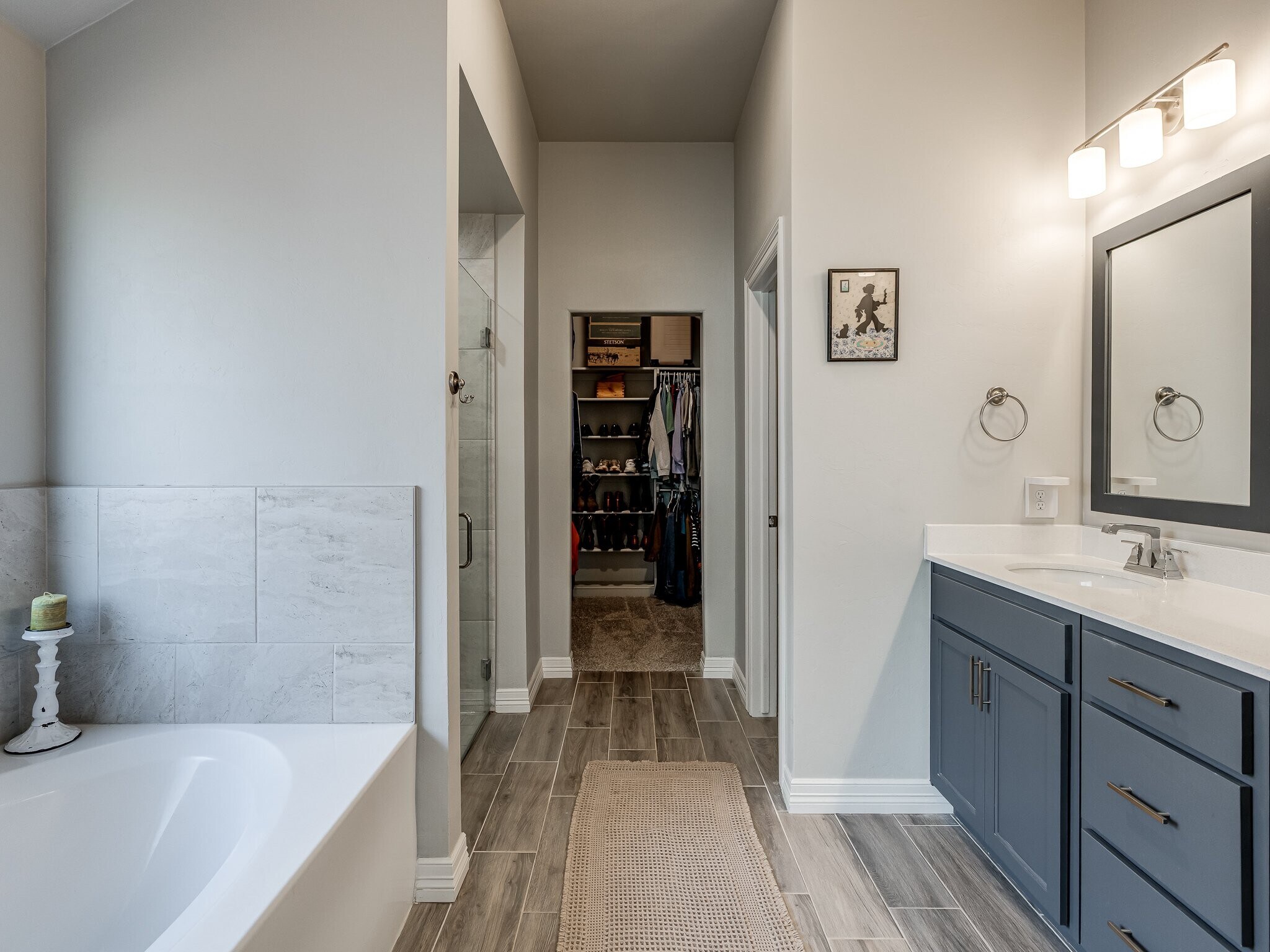 Building Photo - 9209 Anaum Ln